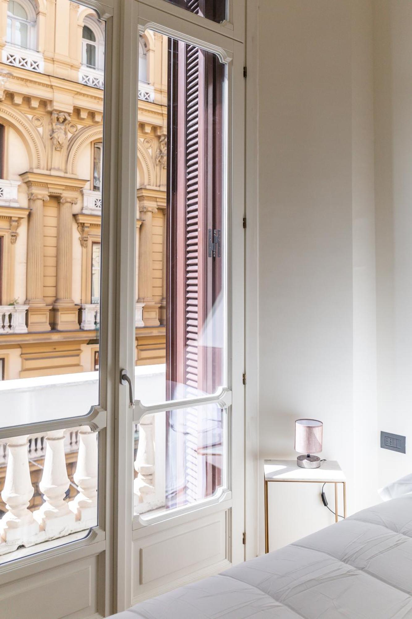 Appartement La Fontana Luxury House By Dimorra à Naples Extérieur photo